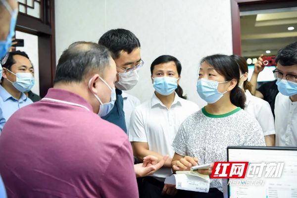 舟山最新医保套现24小时微信方法分析(最方便真实的舟山医保卡提现套取微信方法)
